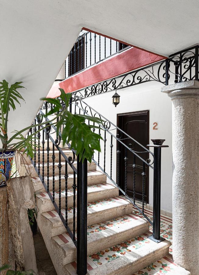 La Aurora Hotel Colonial Valladolid  Buitenkant foto