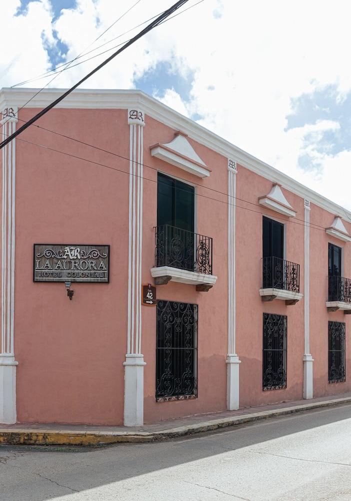 La Aurora Hotel Colonial Valladolid  Buitenkant foto